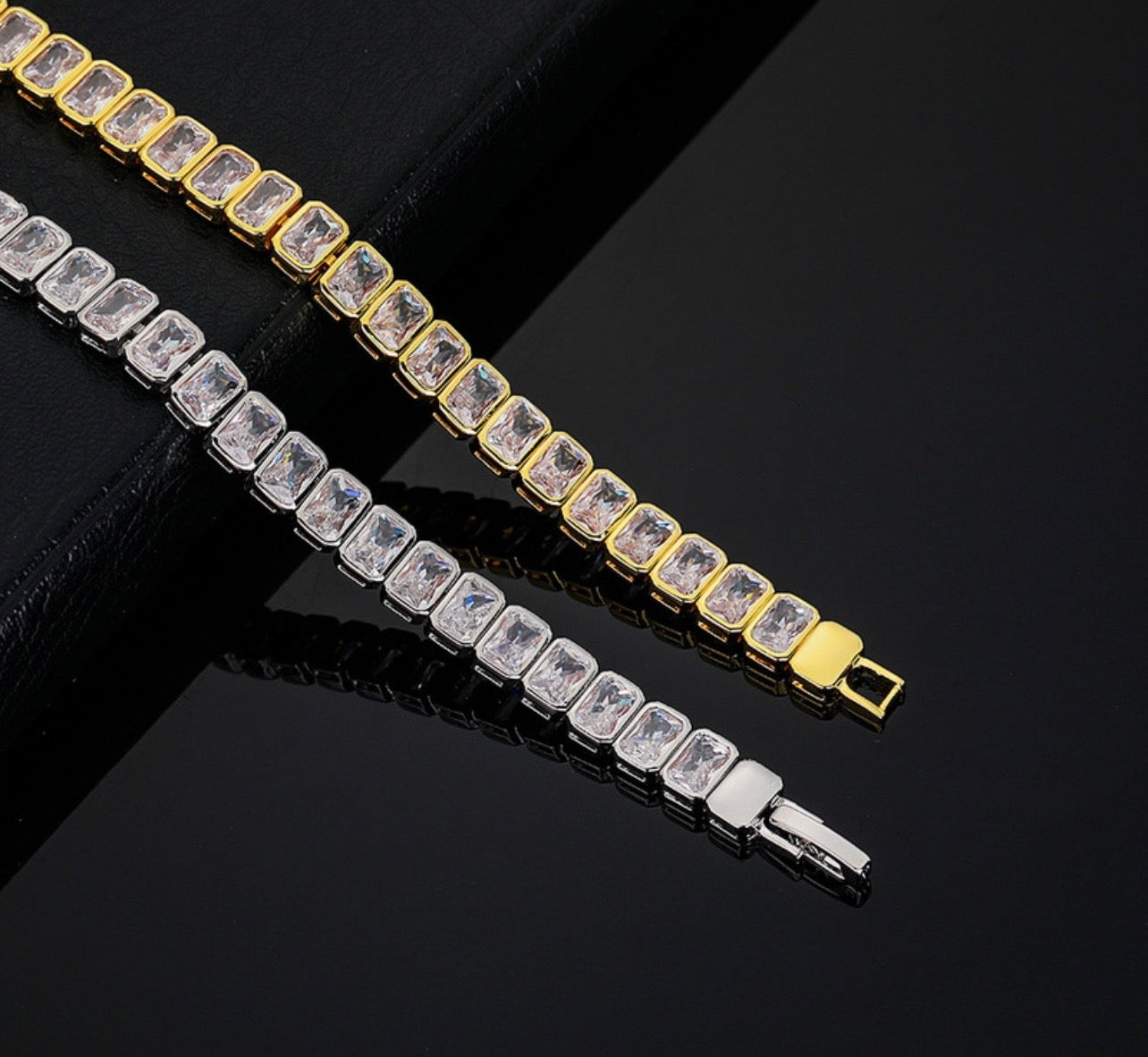The Emerald Girl Bracelet